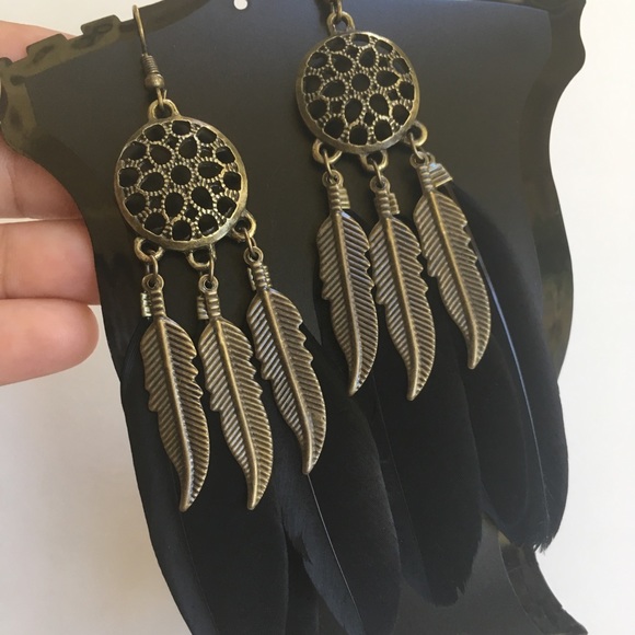 Dream Catcher Feather Earrings. - Picture 3 of 5